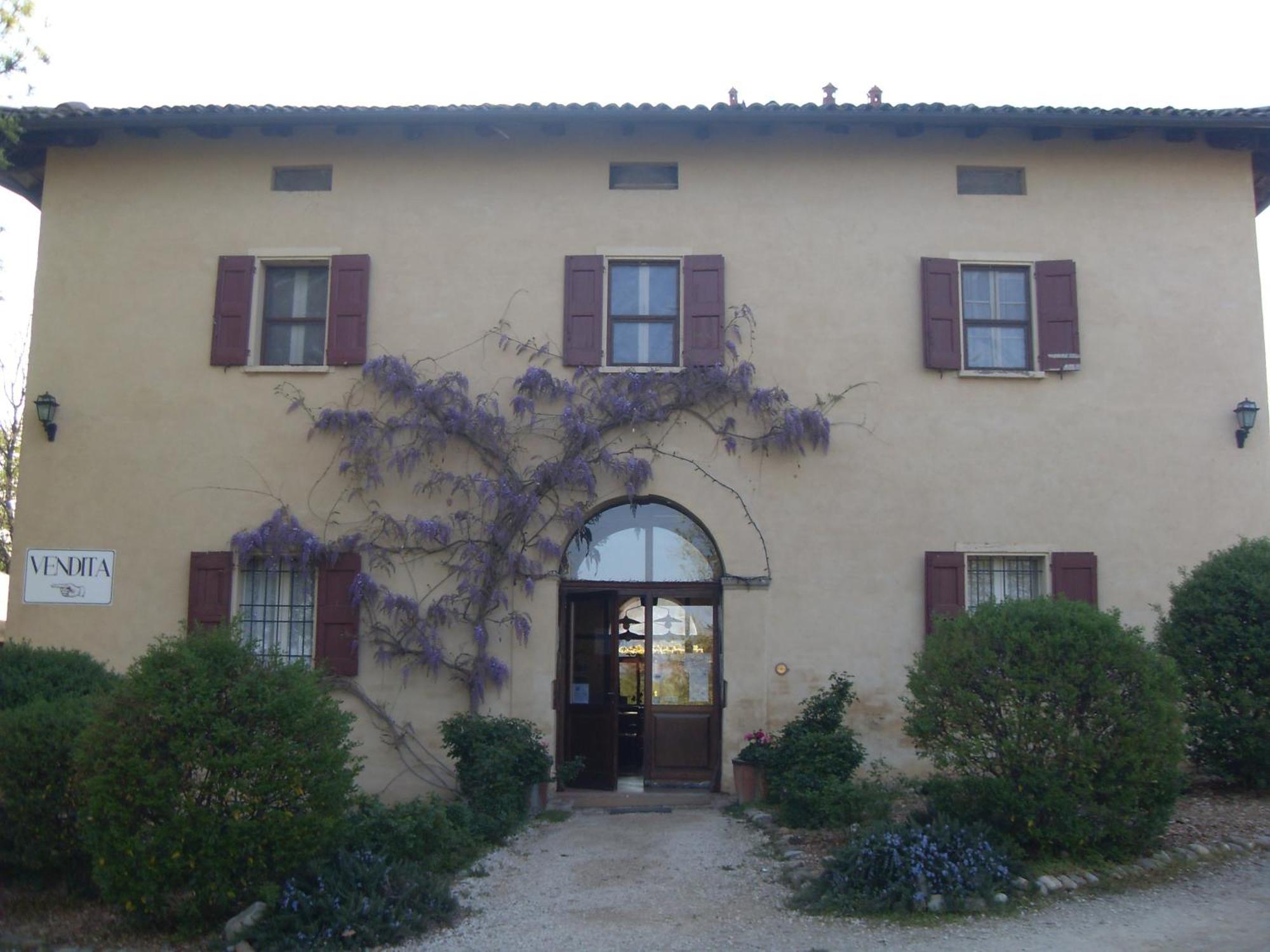 Agriturismo Montevecchio Isolani Monte San Pietro Bagian luar foto